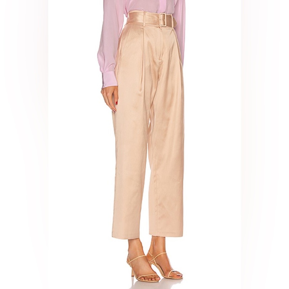 Fleur du Mal twill belted trouser in neutral - 2
